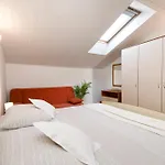 Skriveni Dvori Vodice