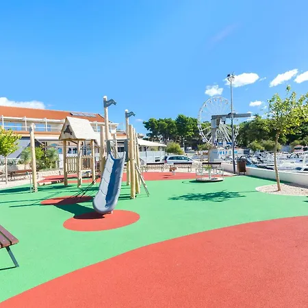 Skriveni Dvori Vodice