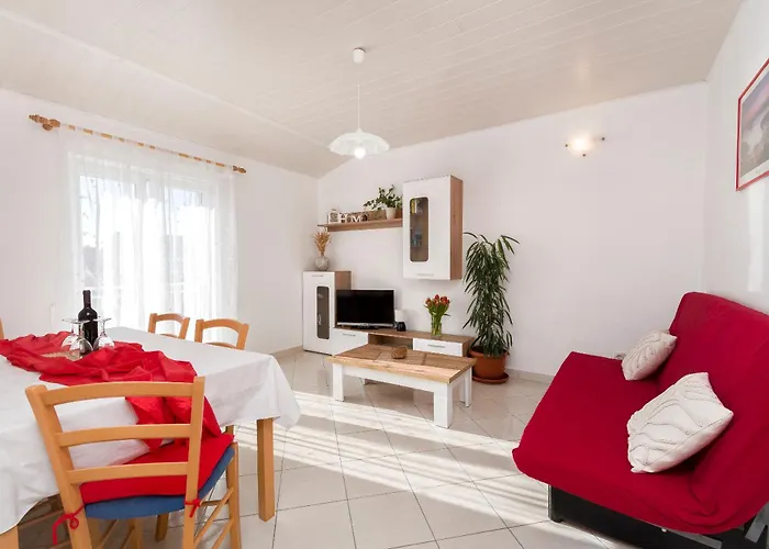 Skriveni Dvori דירה *