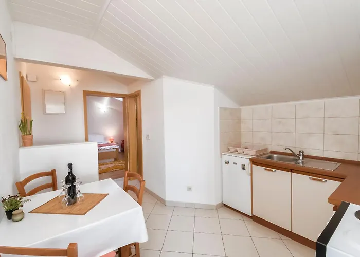 Skriveni Dvori Apartment