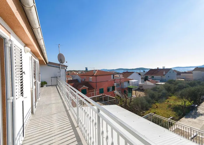 Skriveni Dvori Apartment