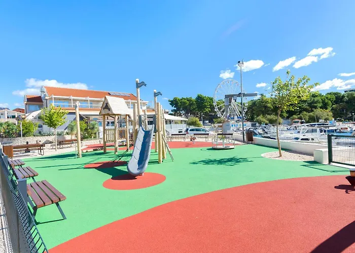 Skriveni Dvori Vodice